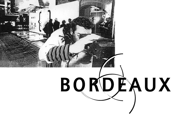 GRAPHISME 	     logo en relief stéréoscopique pour Bordeaux (ici sa version au noir), expo avec les graphistes aquitains, arc-en-rêve 1998